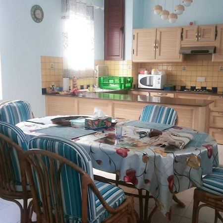 Well Equipped Peaceful 3 Bedroom Apartment Flic en Flac Exterior photo