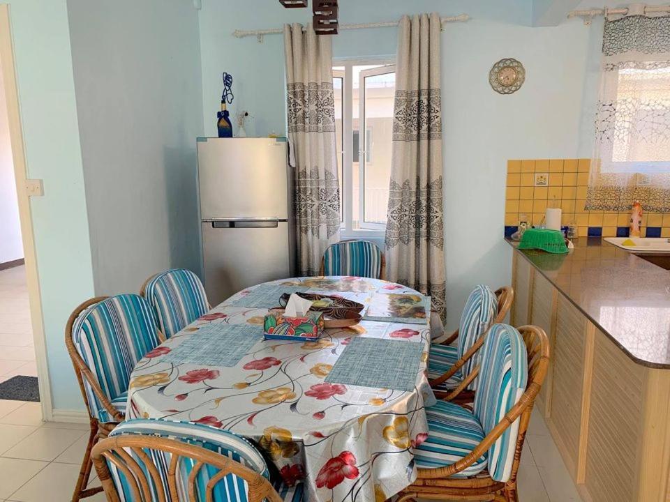 Well Equipped Peaceful 3 Bedroom Apartment Flic en Flac Exterior photo